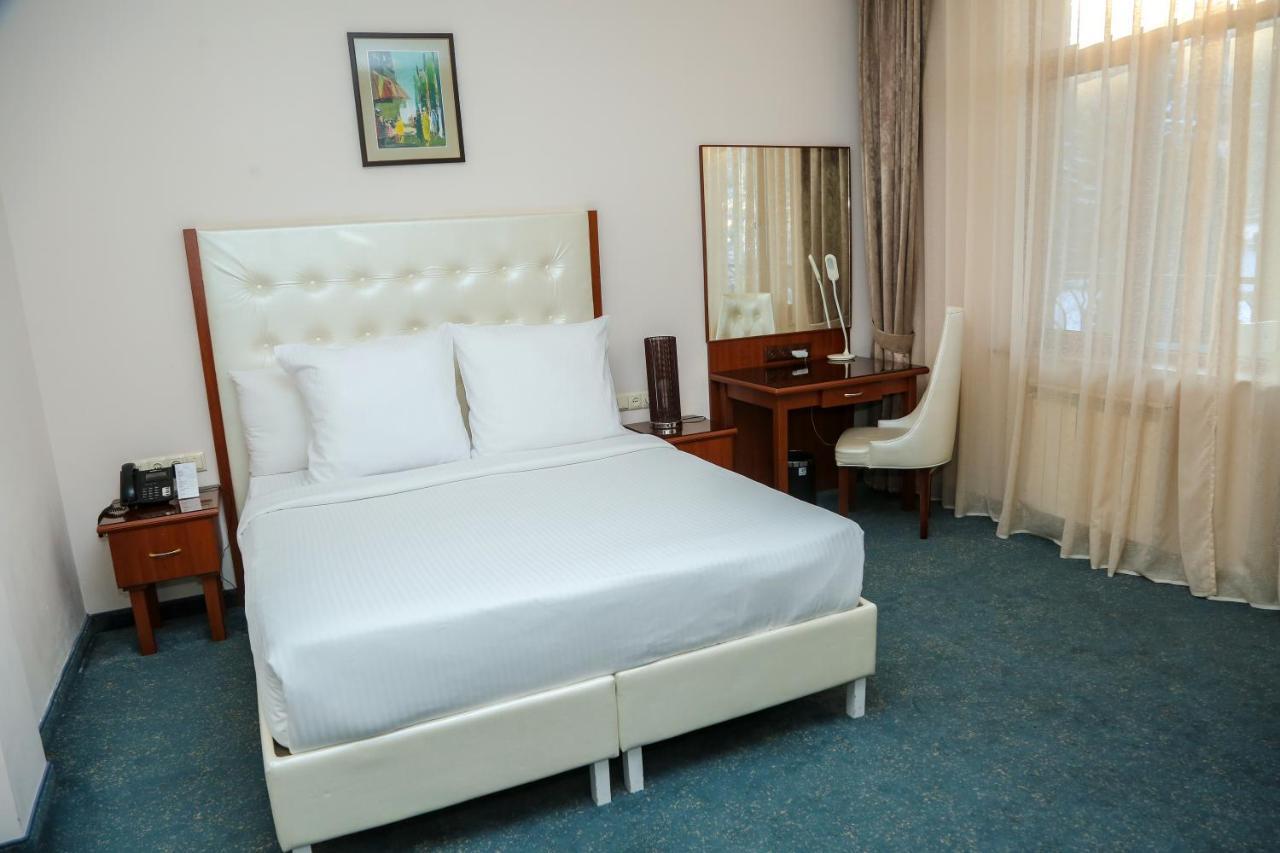 Kecharis Hotel And Resort ซากาดซอร์ ภายนอก รูปภาพ